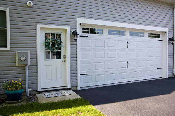 24/7 Emergency Garage Door Panel Replacement experts in Alpharetta, GA